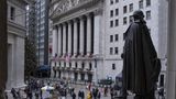 Federal Shutdown Compounds Risks for US Economy