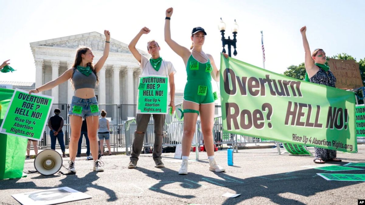 Some US Clinics Halting Abortions While Bracing for Roe's Fall