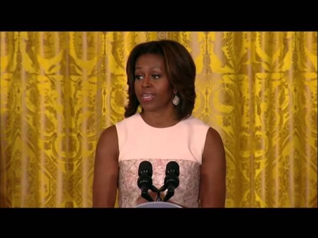 Michelle Obama tackles junk food ads in schools