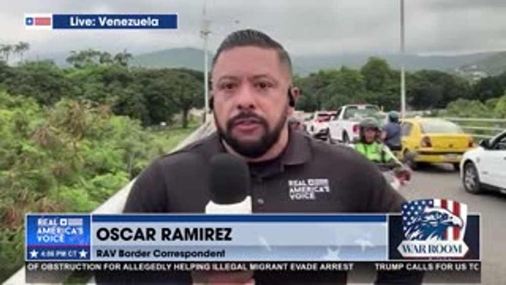 OSCAR RAMIREZ AT THE VENEZUELAN BORDER