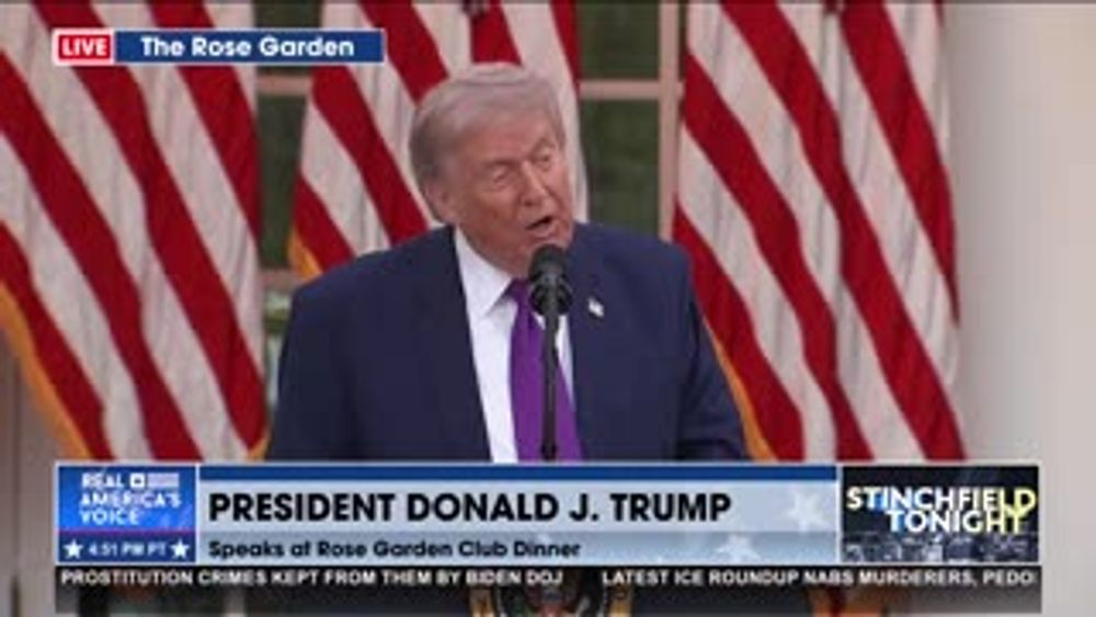 TRUMP THANKS SECRET SERVICE TEAM