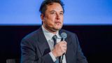 Musk slams 'corporate journalism' in blistering series of tweets