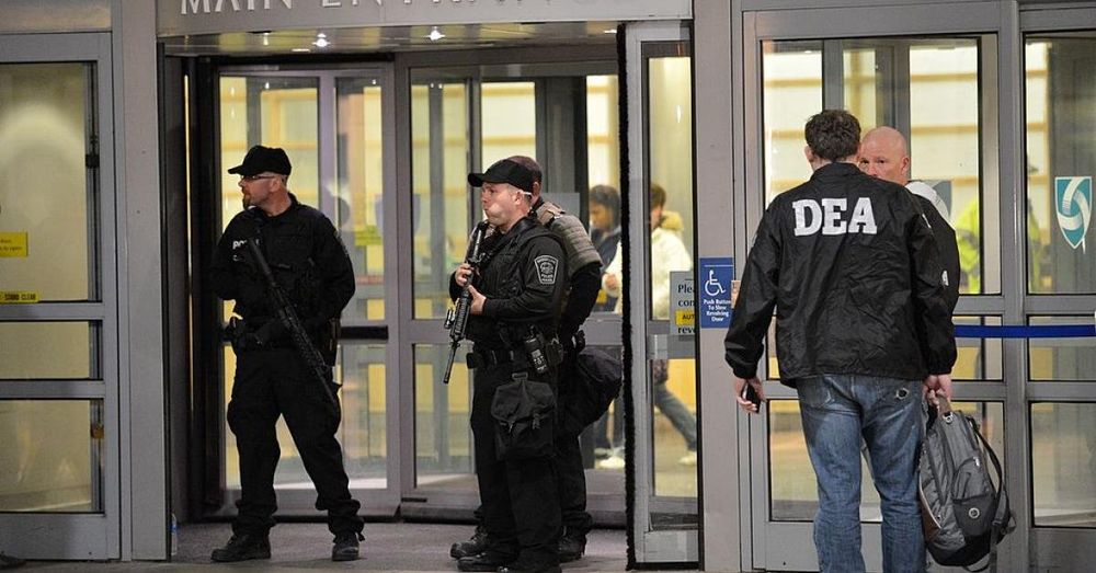 Trump praised 'natural 7-OH' but DEA moves to ban it