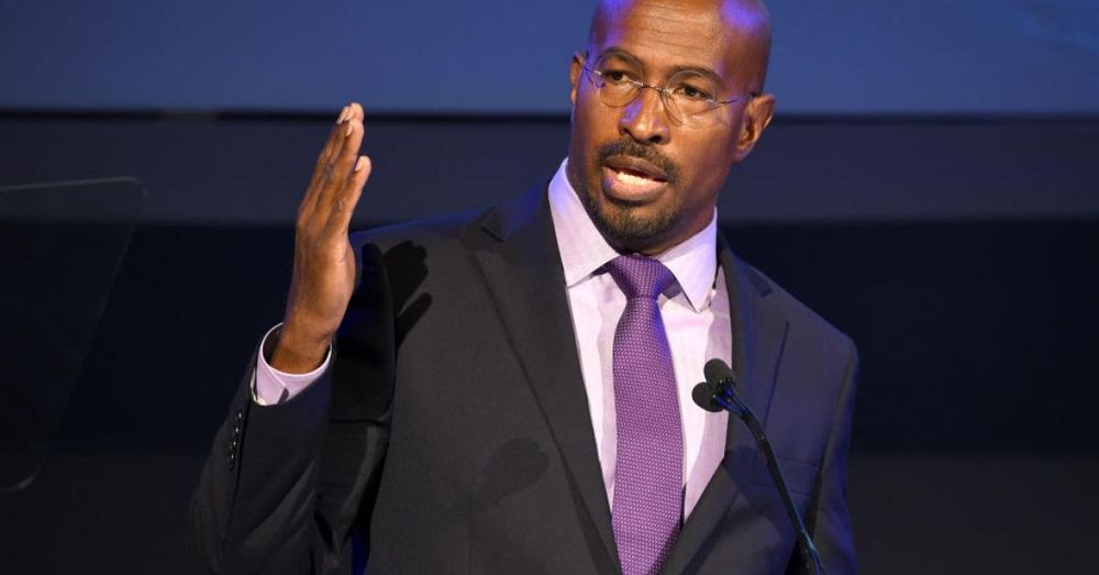 CNN's Van Jones reveals private message from Charlie Kirk one day before he was assassinated