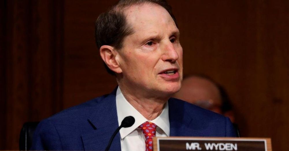 Sen. Wyden pledges to block Senate vote on NSA director nomination