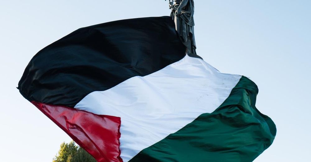 Hamas says it has dissolved its government in Gaza to transfer power to UN-backed committee