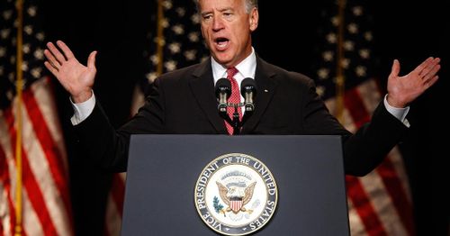 Biden, McCarthy strike tentative deal to slow spending and raise debt limit