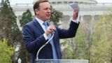 Democratic Connecticut senator explains why party's approval rating is low ahead of 2026
