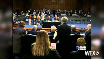 Senate panel approves Ashton Carter to lead Pentagon