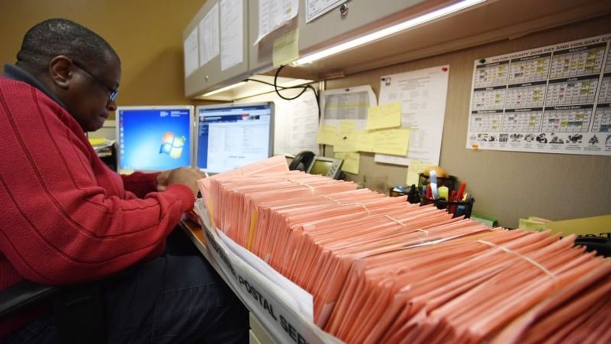 Vote Counting Continues in Close US Elections