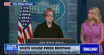 ANGEL MOM PATTY MORIN JOINS KAROLINE LEAVITT AT THE WHITE HOUSE