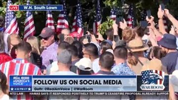 POTUS ENGAGES WITH CROWD AT THE WHITE HOUST