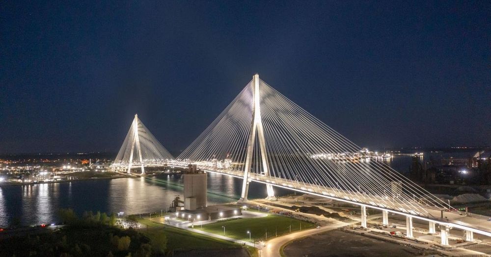 US-Canada bridge delayed due to trade tensions