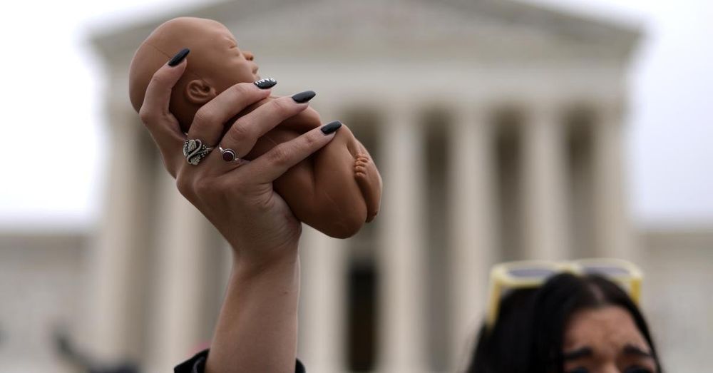 Dems, media insist 'no one' supports unlimited abortion – but some have, while state laws allow it