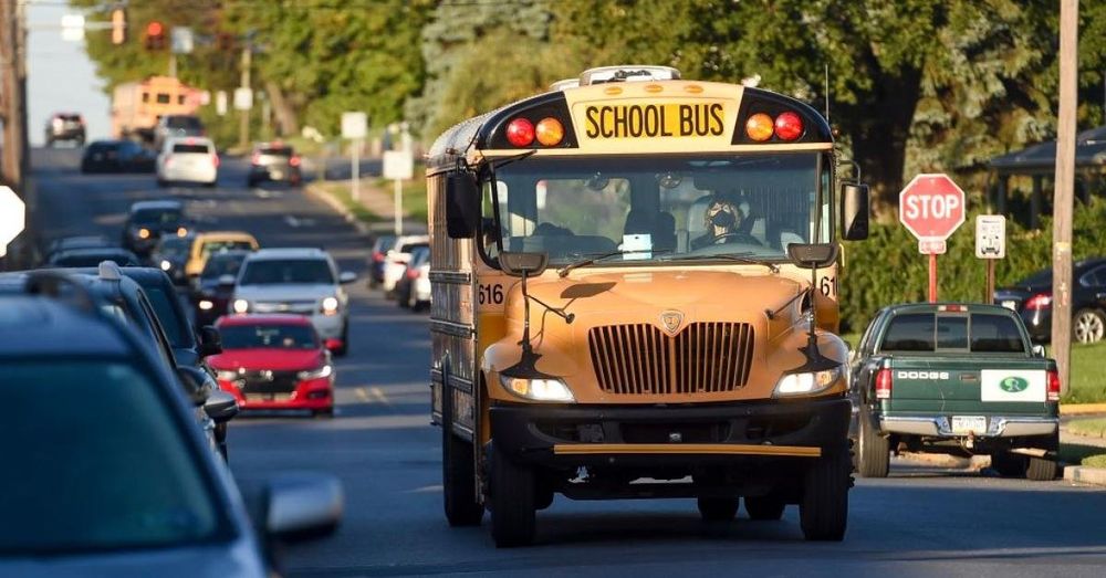 Two teacher strikes in southwest WA delay start of school for 24,000 students