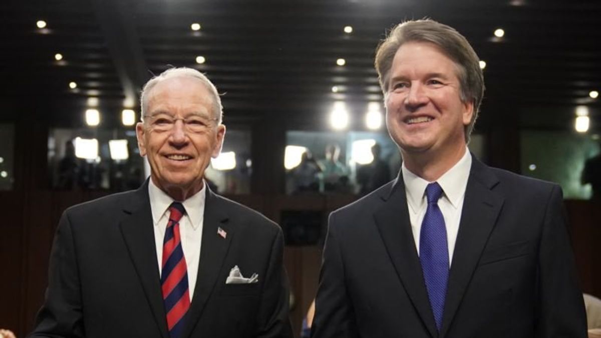 Senator Gives Kavanaugh Accuser More Time to Decide About Testimony 