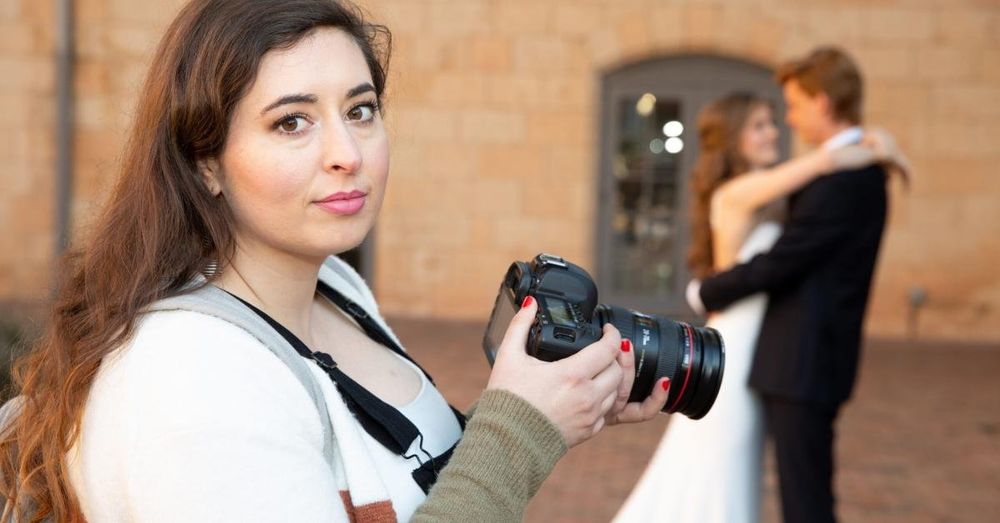 Louisville pays Christian photographer $800,000 for law requiring her to do same-sex weddings