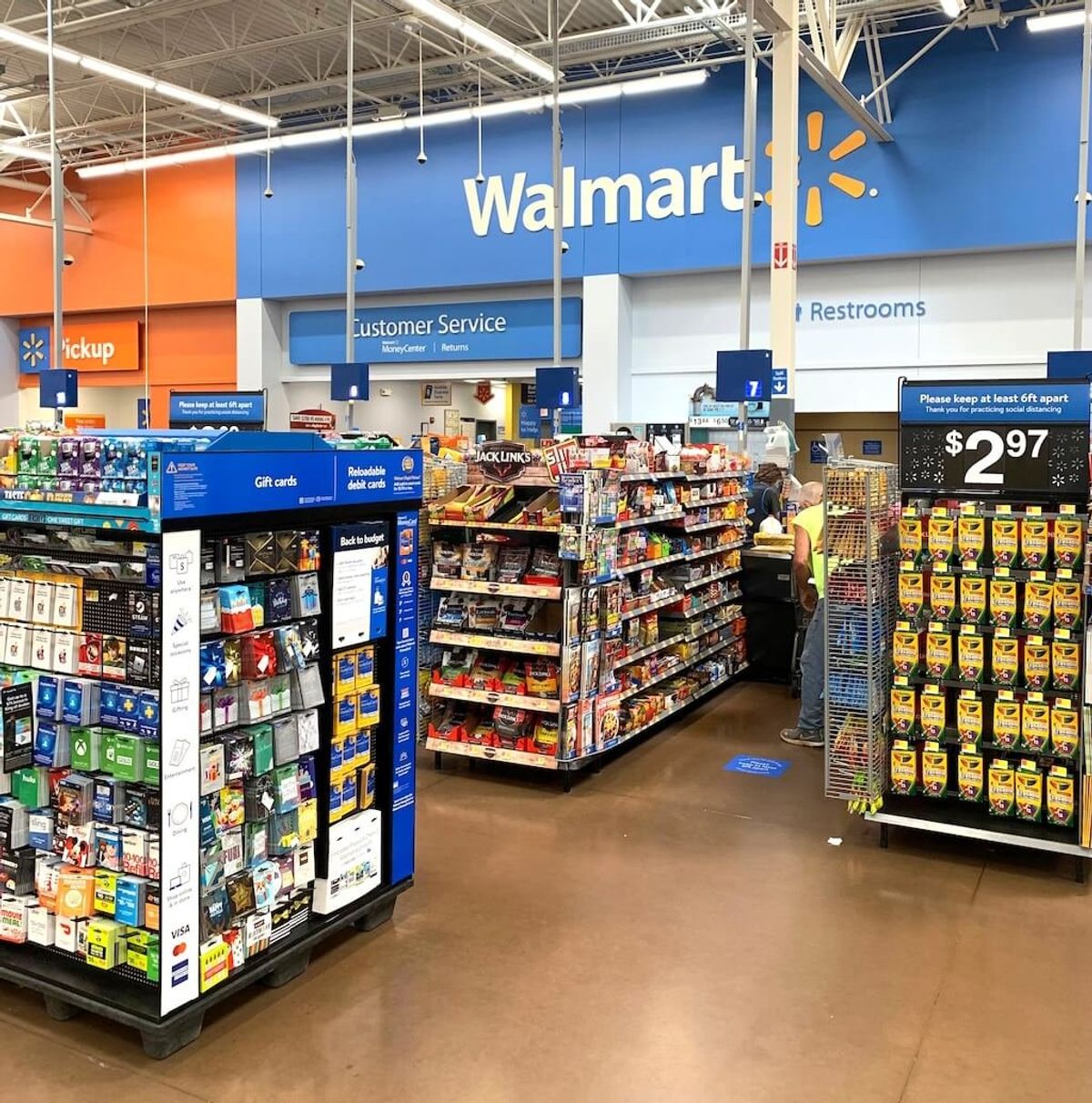 Walmart Pulls Firearms, Ammunition from US Store Floors as Civil Unrest Flares