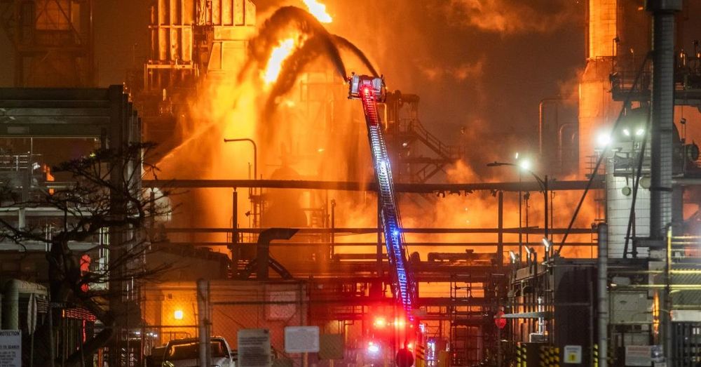Explosion, fire at Chevron refinery in California