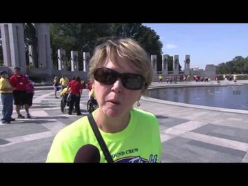 World War II veterans cross barricades at memorial despite shutdown