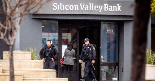Deposits shrink significantly in smaller banks after the Silicon Valley Bank collapse