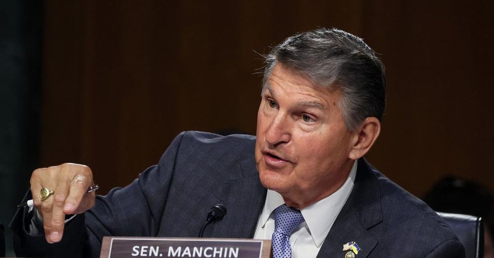 Manchin launches group to elect independents