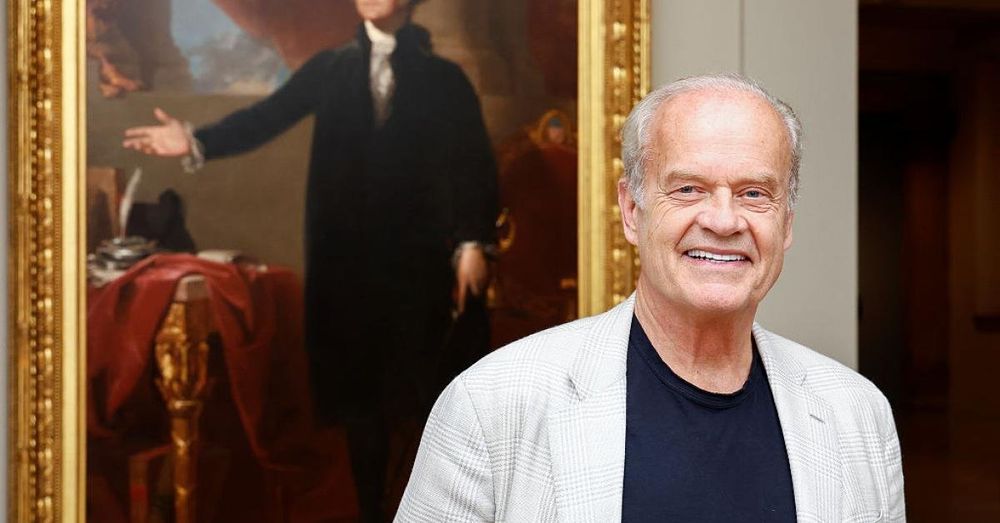Kelsey Grammer says he's 'wrestled' with whether to run for public office