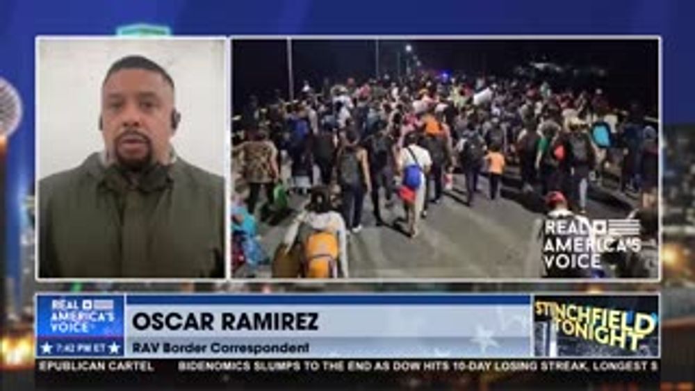 CARAVAN MAKES A RUN FOR THE U.S. BORDER