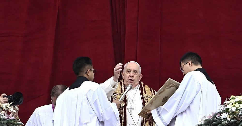 Pope Francis still in critical condition, showing signs of 'mild' kidney failure, Vatican says