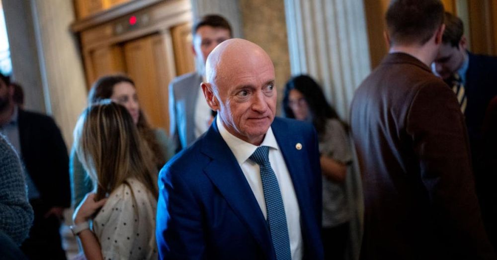 AZ Sen. Kelly goes to Ukraine after tense meeting at White House