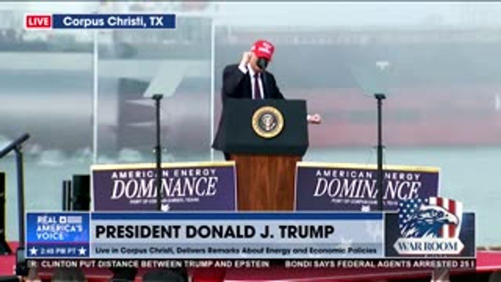TRUMP DANCE TEXAS STYLE