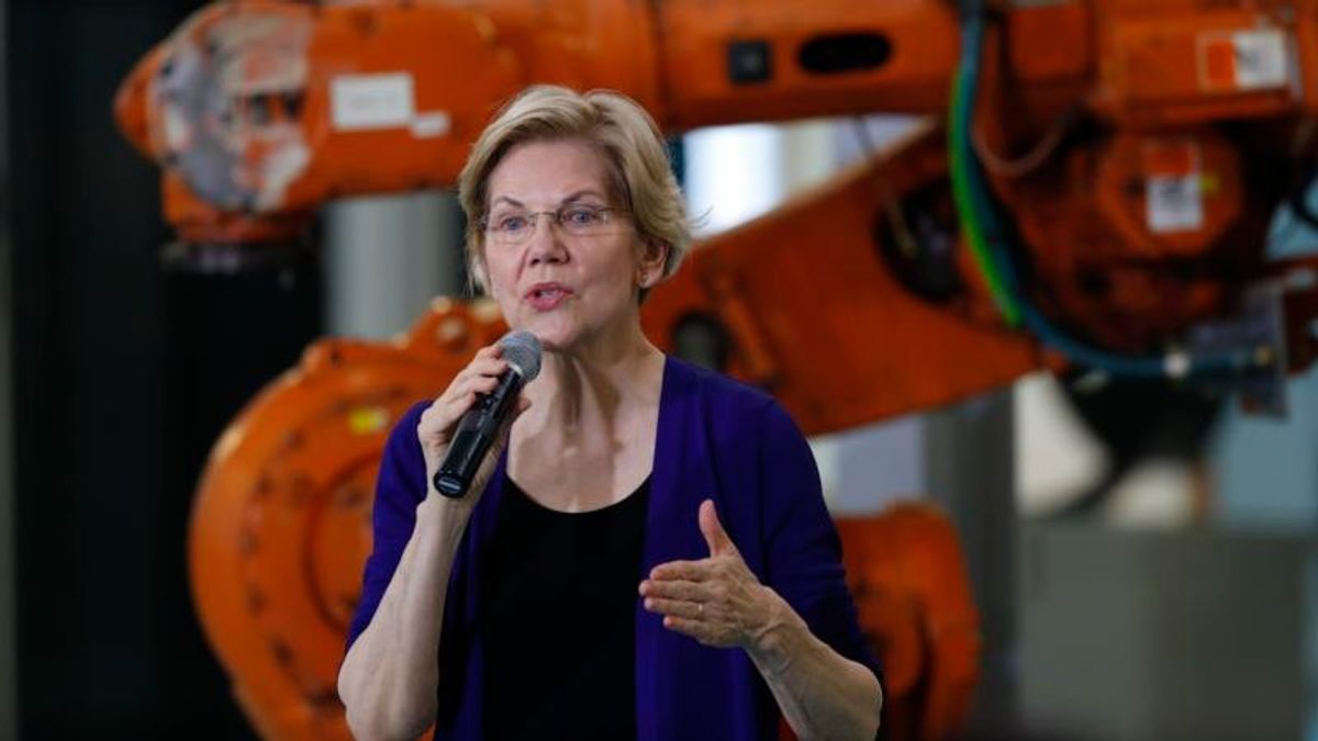 Democratic Hopeful Warren Proposes $2T ‘Green Manufacturing’ Plan