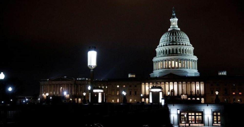 Narrow majority of voters say they want government shutdown to continue: Poll