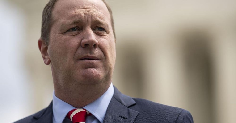 GOP Sen. Schmitt moves to raise penalties for attacking ICE amid surge in violence