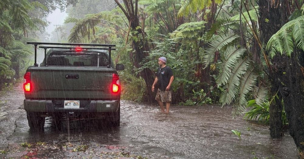 Lala skirts Hawaii's Big Island, downgraded to tropical storm – 1 dead, thousands without power