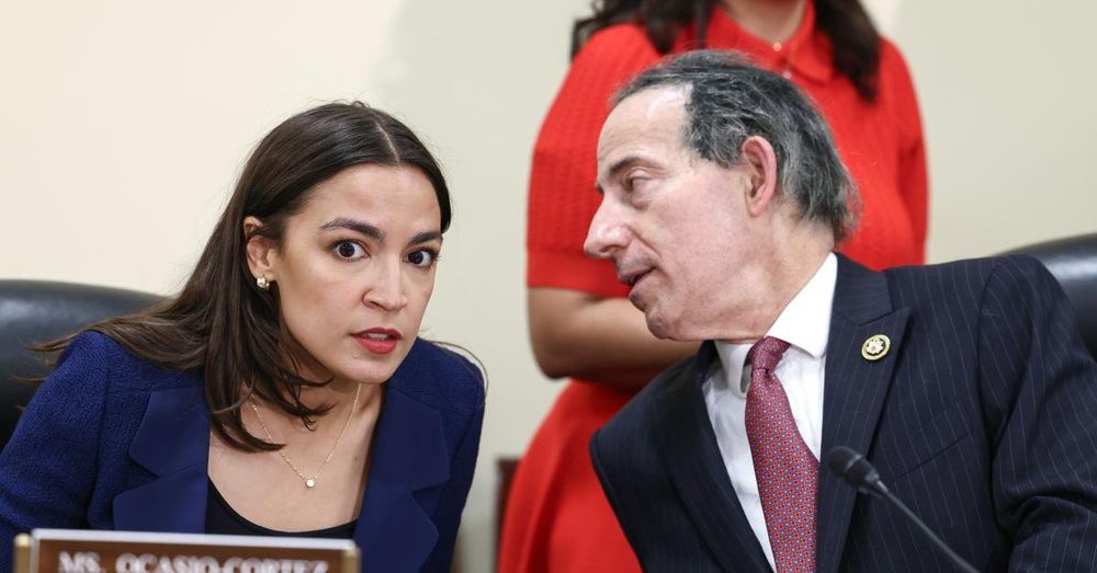 Raskin, Ocasio-Cortez reintroduce high court gift ban act to tighten Supreme Court ethics rules