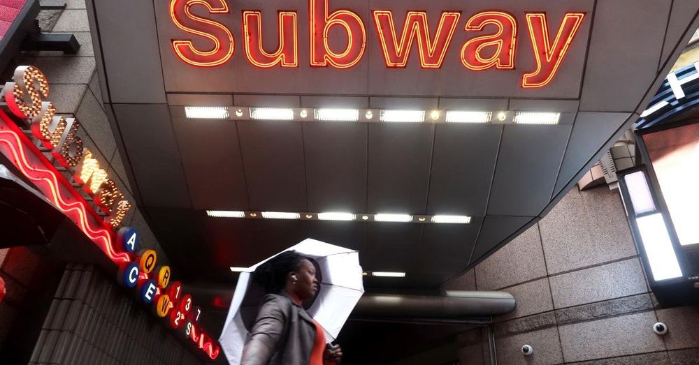 Man fatally shot after dispute on Manhattan subway platform