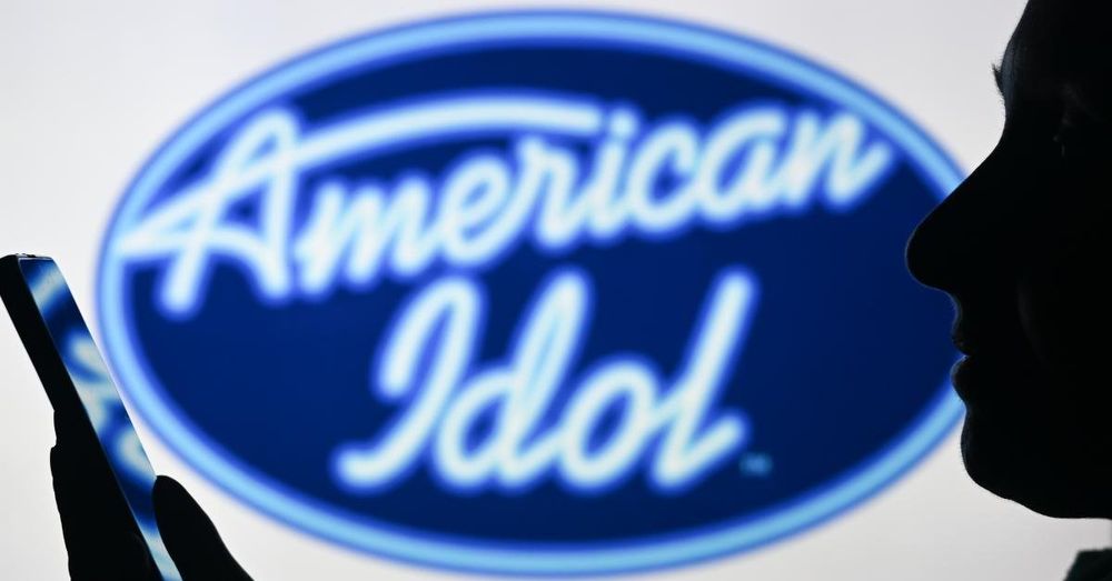 American Idol alum who went viral as the 'Singing Garbage Man' dies at age 32