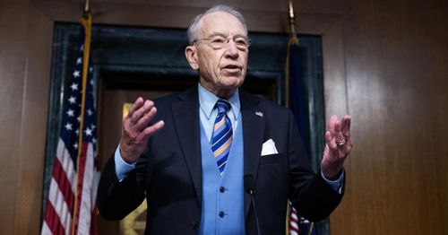 Grassley asks Verizon to clarify its failure to disclose Arctic Frost subpoenas to Congress
