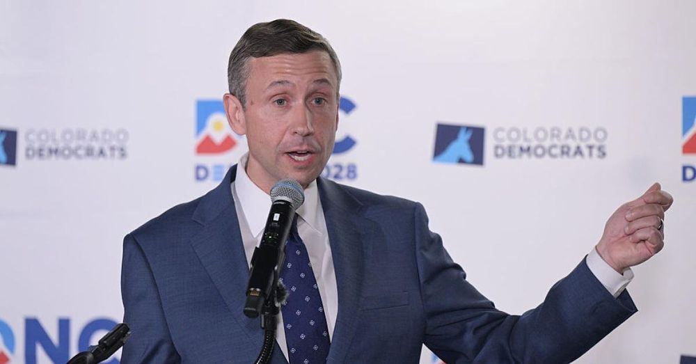 Dems debt drama: Once venerable DNC broke, leader under fire as candidates raise big cash elsewhere