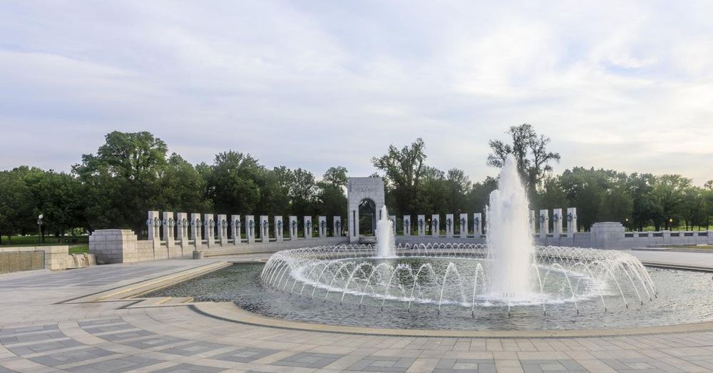 Vandals strike WWII Memorial in D.C.