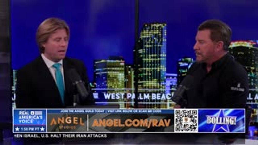 THE LIVING WORD FROM SCROLLS TO CROSS