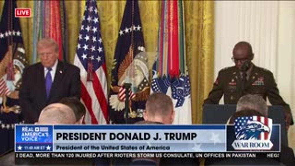 PRAYER AT MEDAL OF HONOR CEREMONY AT WH
