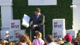 White House Easter Egg Roll Reading Nook – Secretary of Veteran Affairs Robert Wilkie