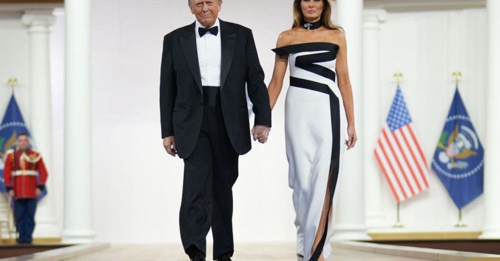 Smithsonian will feature Melania Trump's inaugural gown