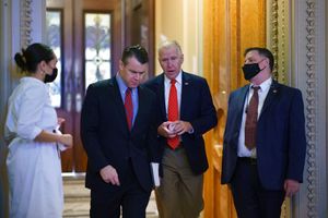 US Senate Advances Infrastructure Bill Toward Final Vote