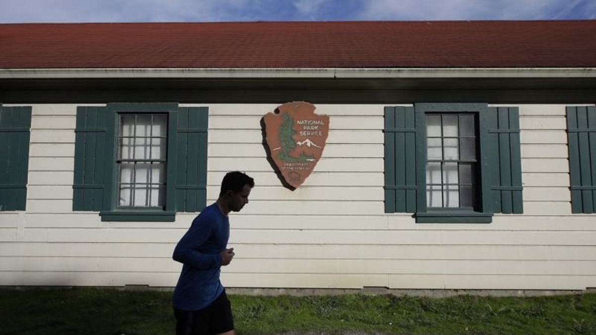 States Help Run US National Parks During Shutdown