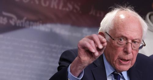 Sanders: President's Israel support amid campus pro-Palestinian protests 'may be Biden's Vietnam'