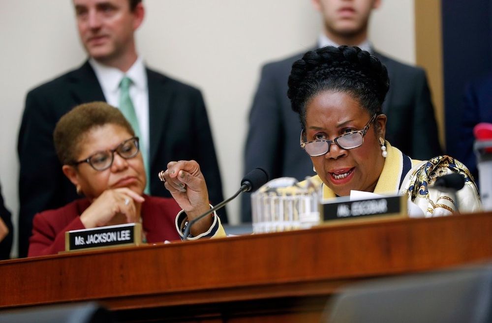 US House Panel Studies Slavery Reparations Ahead of Key Vote
