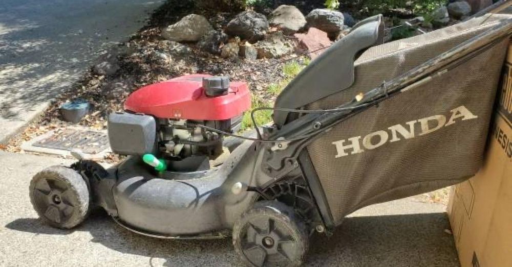 Colorado gov.'s order phases out gas-powered lawn equipment for state agencies